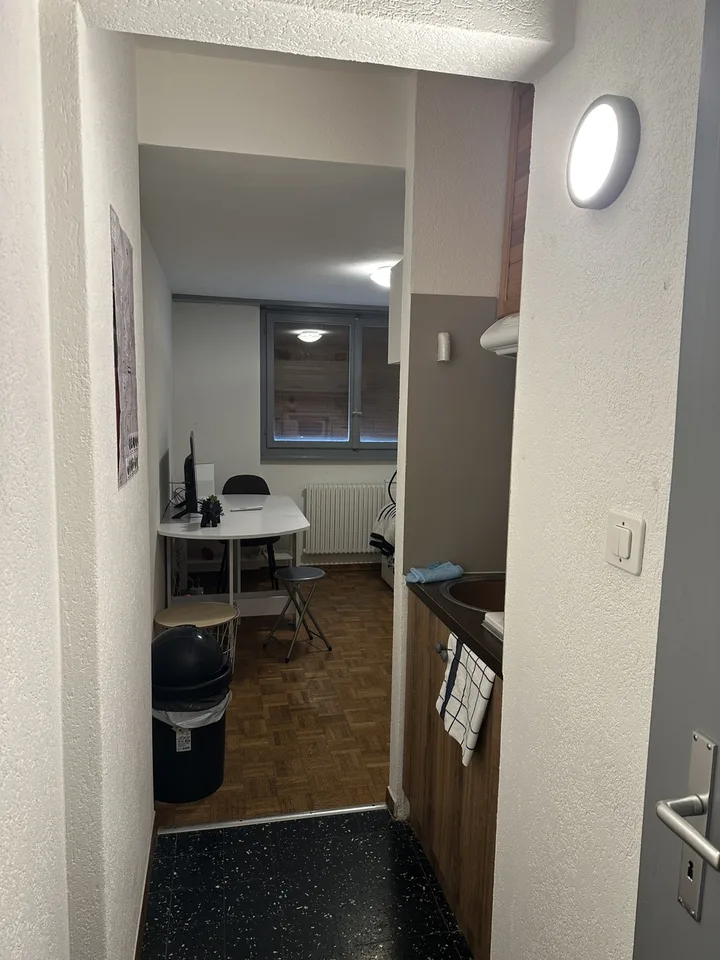 Kleines Studio nahe dem Zentrum von Crans