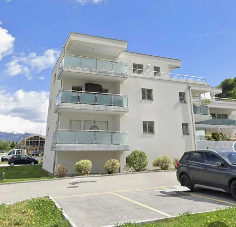 Schönes 7.5-Zimmer-Apartment ab 1. Dezember 2025 verfügbar! (G1)