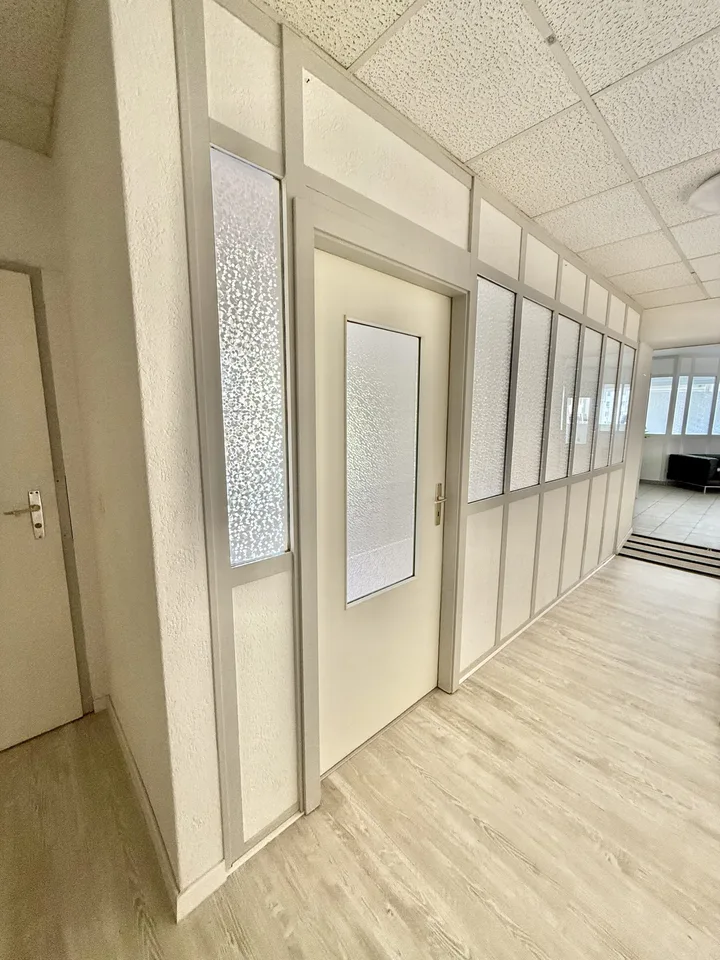 In affitto a Reconvilier spazio commerciale n. 3 di 14,70 m2