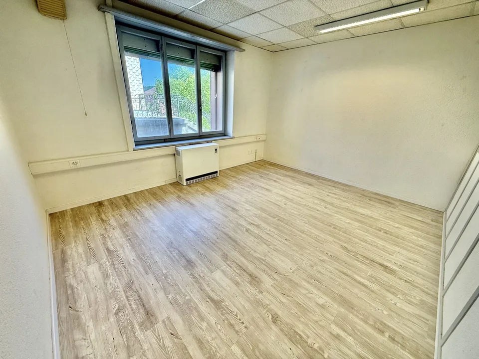 Zu vermieten in Reconvilier Gewerbefläche Nr. 3 von 14,70 m2 – Foto 6 von 13
