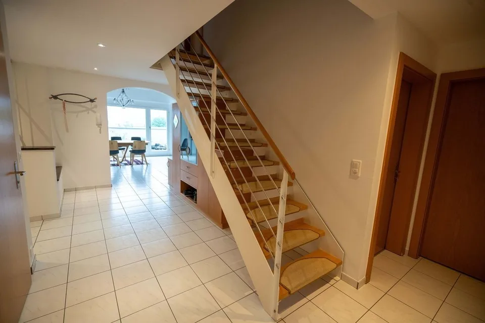 Gemütliches Zimmer zur Miete mit Ausblick in Naters