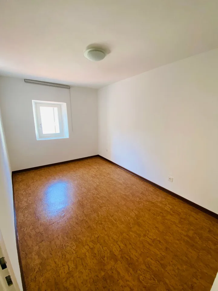 Spaziosa casa in affitto con camino a Lugano-Brè, 4.5 locali