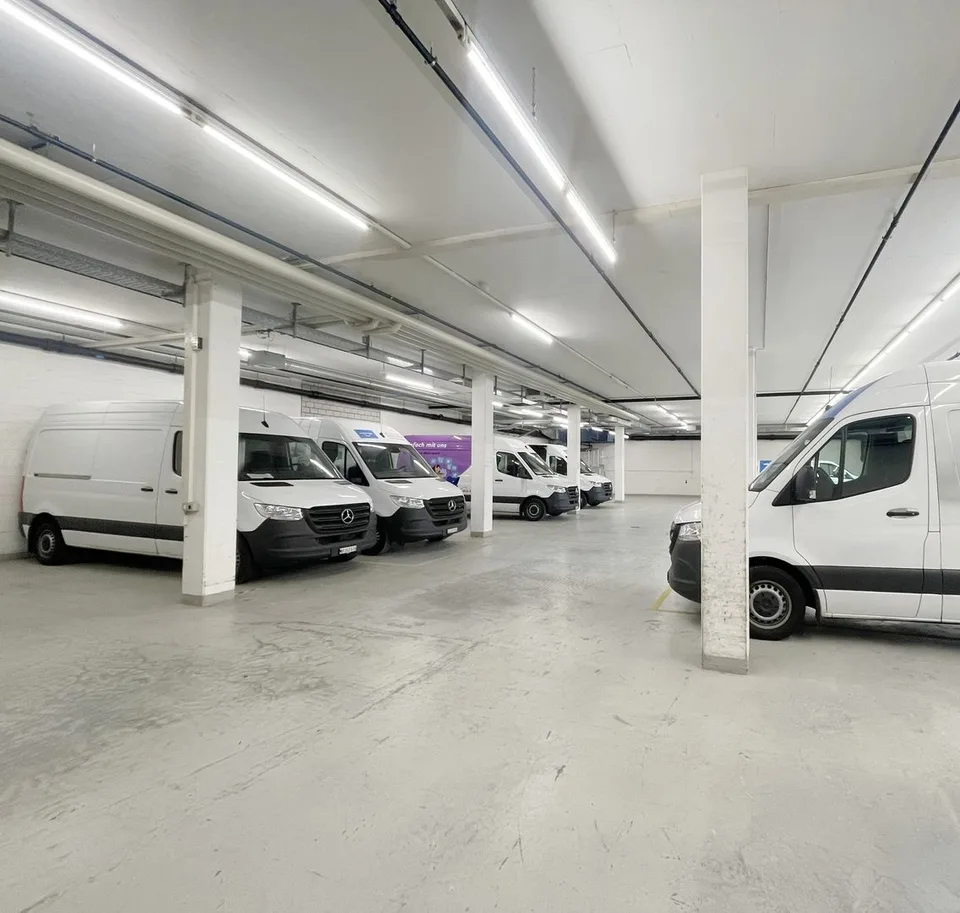 Accessible Commercial Space - 522m²!