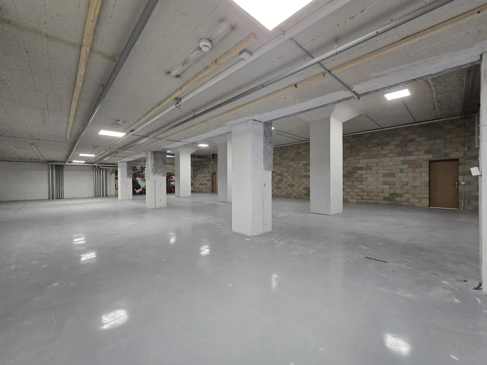 Grosses Depot 143m2 – Ausgezeichnete Lage – Blécherette