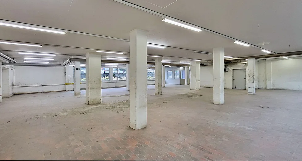 "717 m² Gewerbefläche mit Anlieferung!"