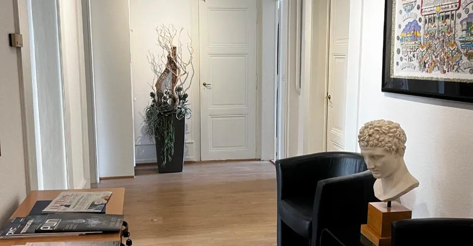 Office 1 room