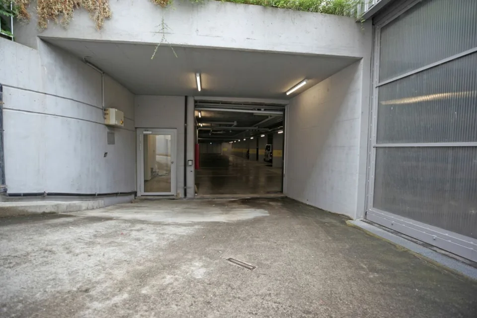Posto auto Sägestrasse 75, Köniz