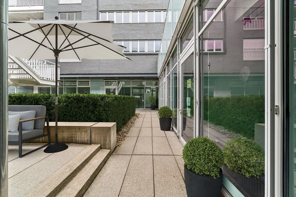 Espaces de bureau modernes à la gare d'Oerlikon