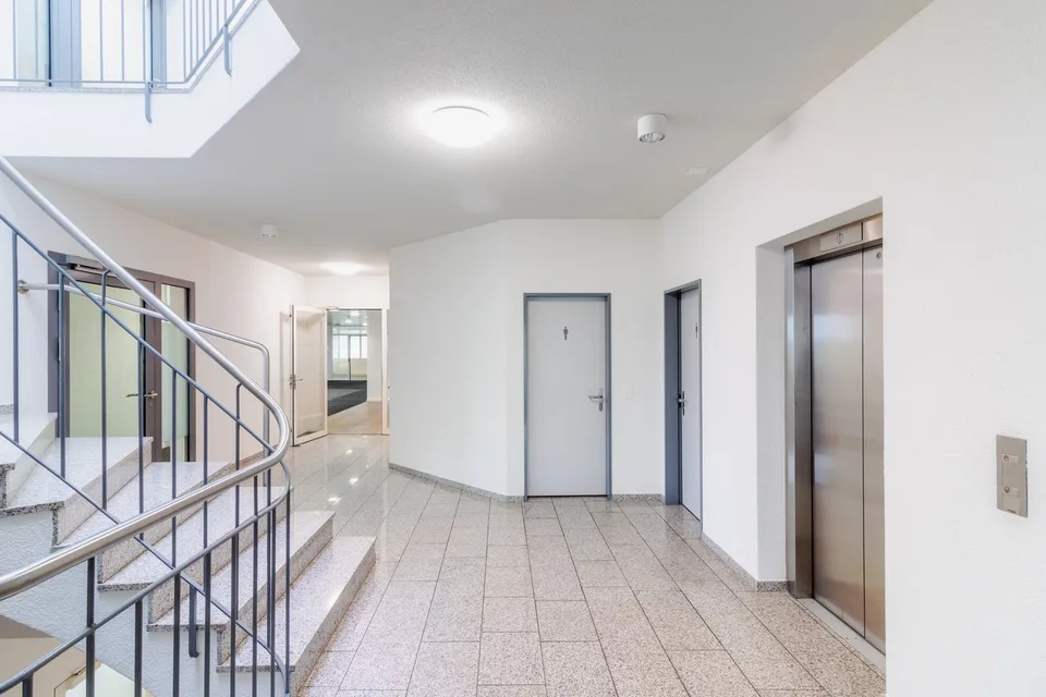 helle Büroflächen  an der Erlenstrasse 4, 6343 Rotkreuz