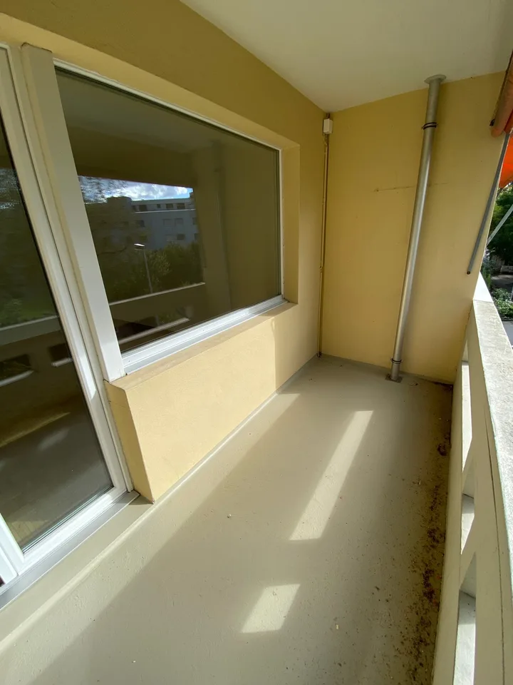 Appartement 3 pièces avec balcon à Bienne - disponible à partir de septembre 2026