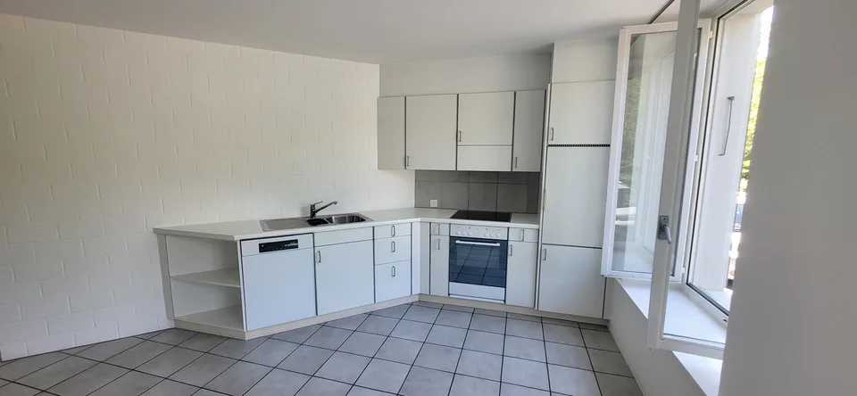 Charmante 3-Zimmerwohnung, Hochparterre rechts, an der Schüss