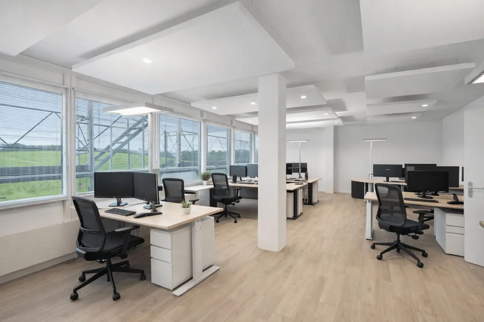 Atelier, Piccolo Ufficio o Comunità di Uffici – Spazi Moderni a Obfelden