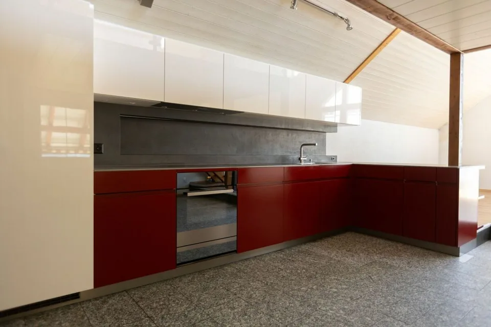 Loftwohnung mit grossem Sitzplatz 200m2