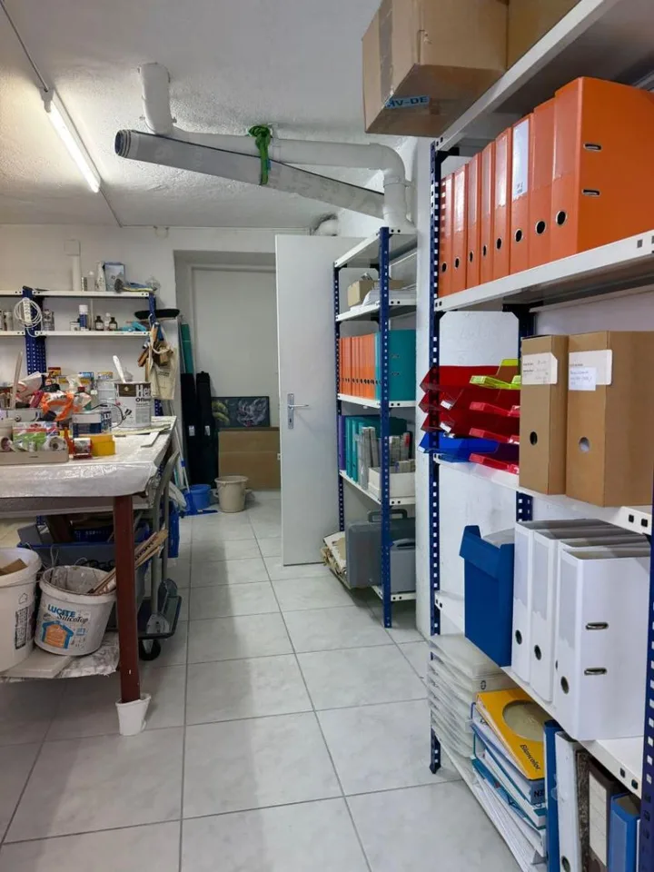 Gemischt genutztes Gebäude 3 Zimmer