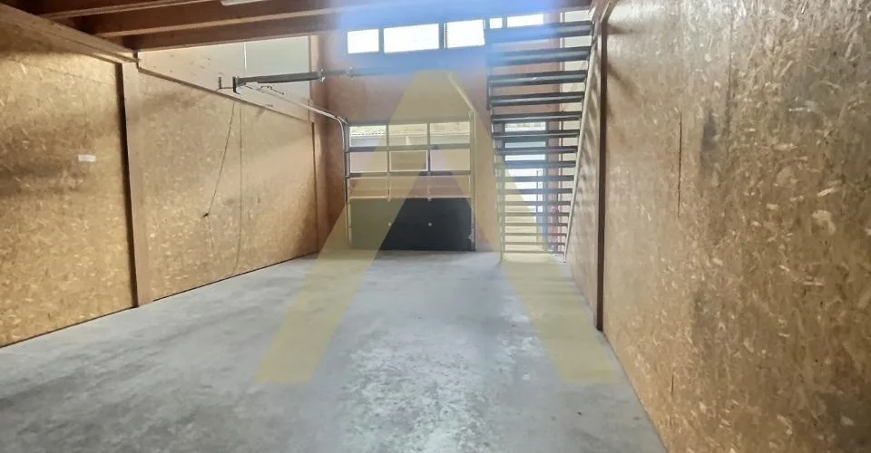 Dépôt 3 pièces