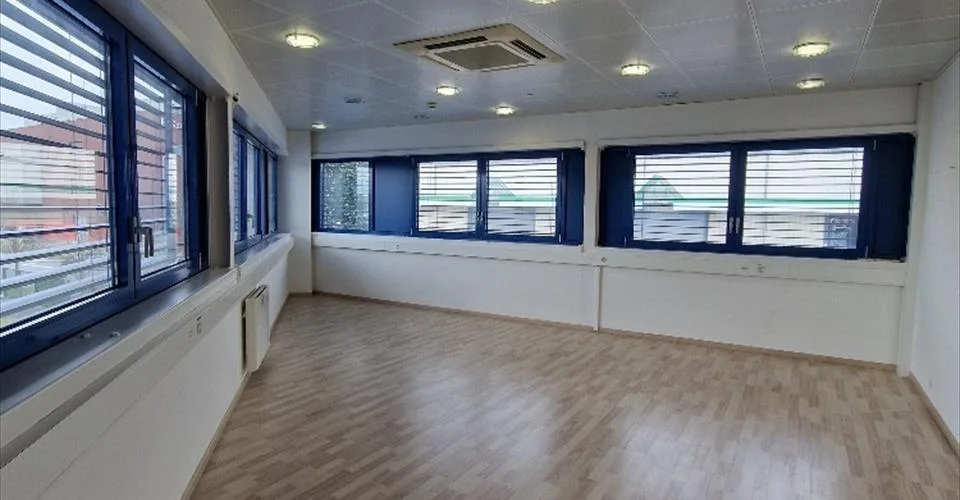 Office 7 rooms