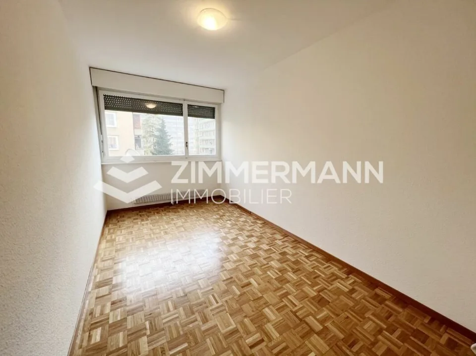 Charmilles - 5,5-Zimmer-Wohnung mit Balkon!