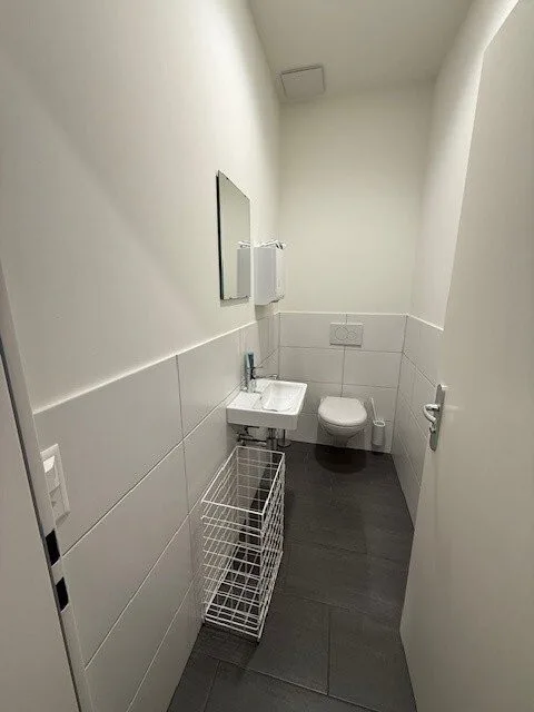 Espace de bureau à louer près de Dreispitz.