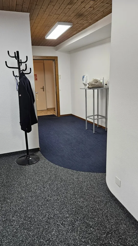 Uffici a prezzi accessibili in subaffitto per almeno 1 anno