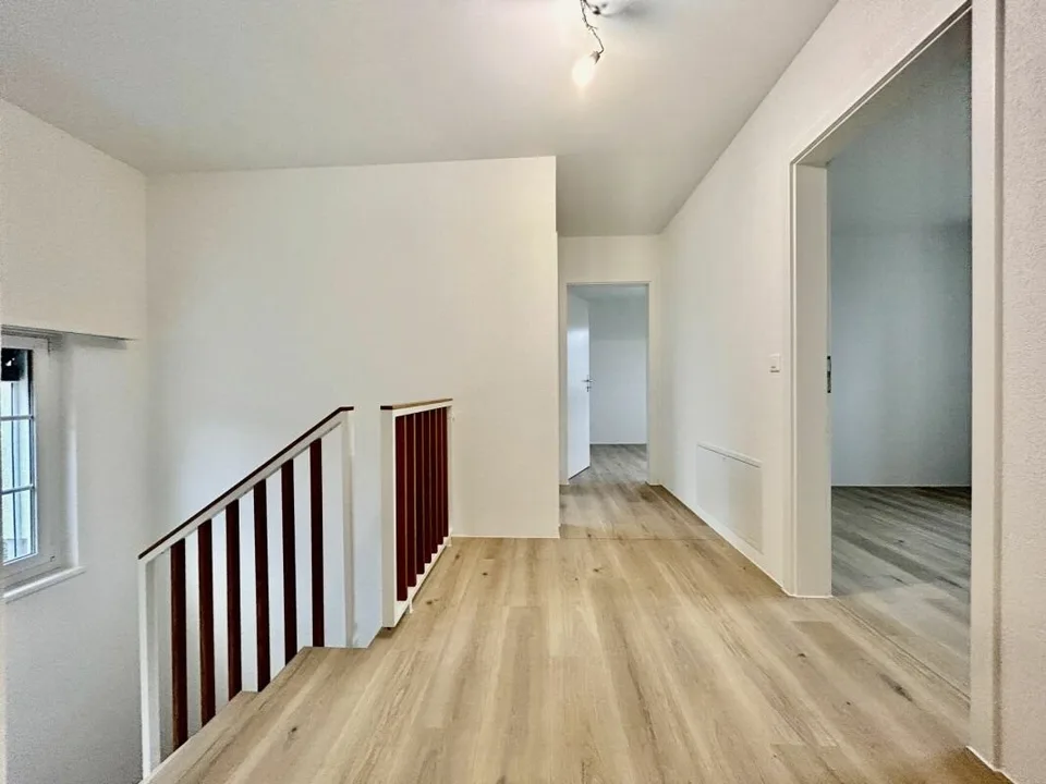 Moderne 5.5-Zimmer-Maisonette-Wohnung in ruhiger Lage in Möhlin