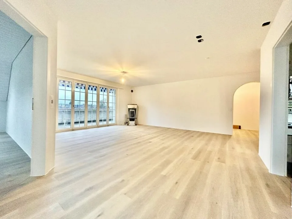 Moderne 5.5-Zimmer-Maisonette-Wohnung in ruhiger Lage in Möhlin