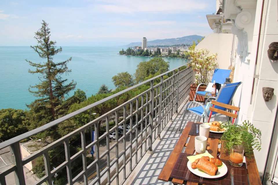 Appartement meublé en bord de lac avec des vues spectaculaires