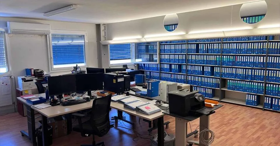 À LOUER | SURFACES ADMINISTRATIVES MODULABLES DE 30 À 300 M² – Foto 7 von 11