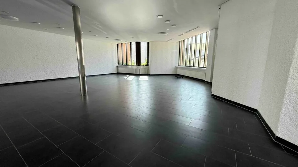 Moderne Gewerbefläche an bester Lage in Flawil - vielseitig nutzbar – Foto 6 von 12