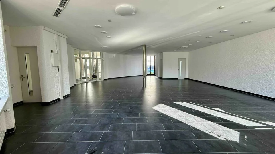 Moderne Gewerbefläche an bester Lage in Flawil - vielseitig nutzbar