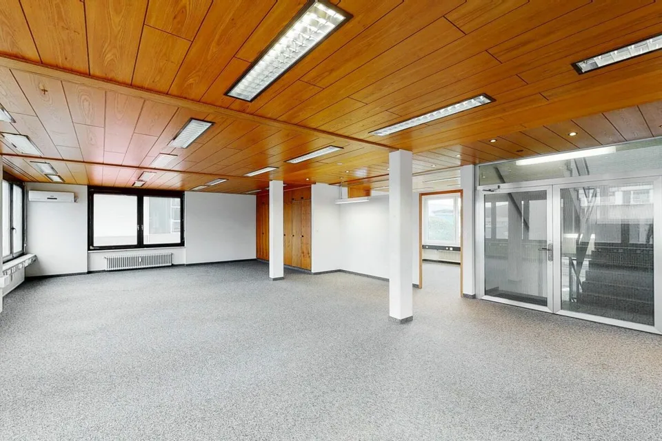 Klimatisierte Büro- und Gewerbefläche