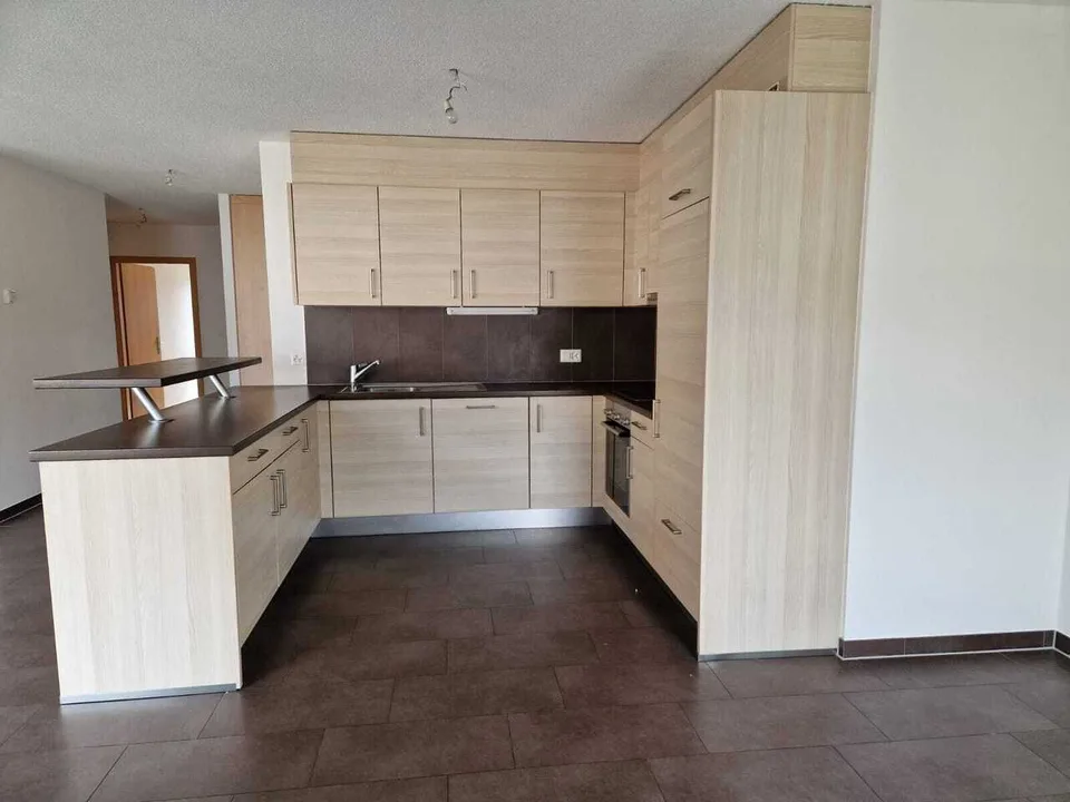 Schönes 4.5-Zimmer-Wohnung mit Balkon - Conthey