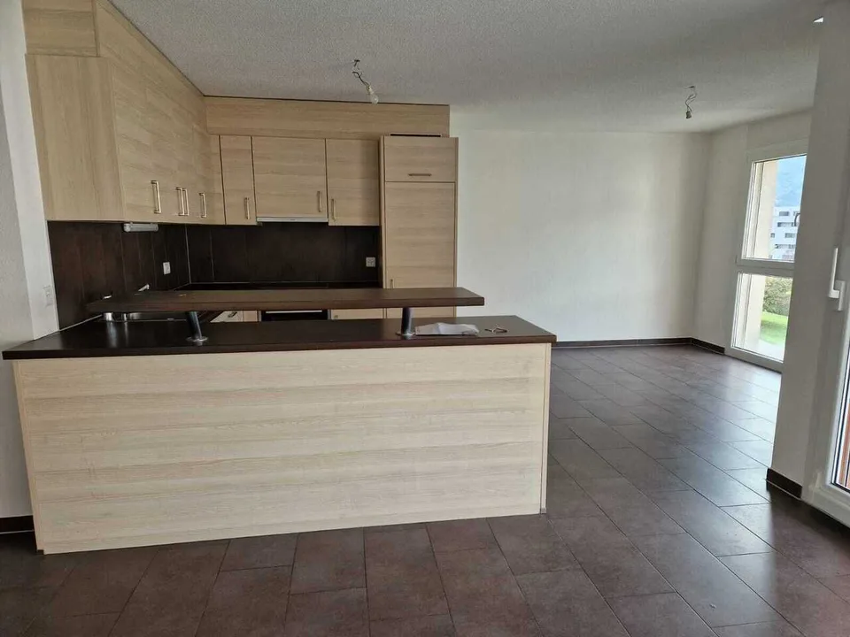 Bel appartement de 4,5 pièces avec balcon - Conthey