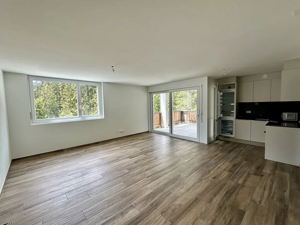 Charmantes 2,5-Zimmer-Neubauwohnung zur Miete für das ganze Jahr