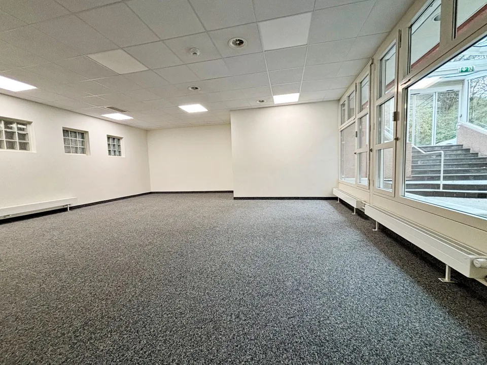 Außergewöhnlicher Geschäftsraum im Zentrum von Nyon – Foto 8 von 13