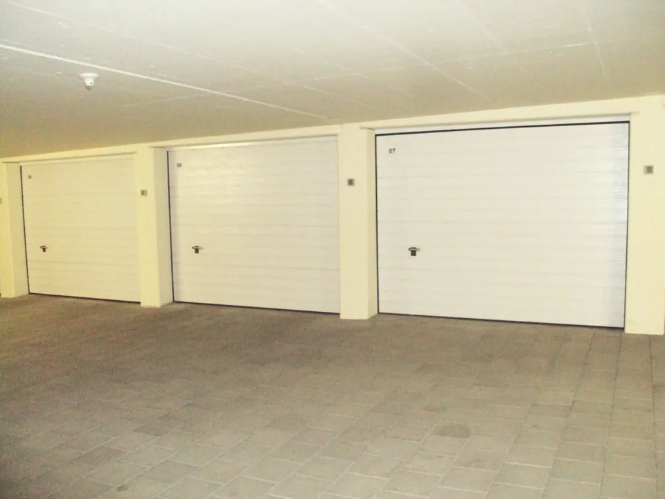 Zu vermieten abschliessbare Garagebox - für maximale Sicherheit