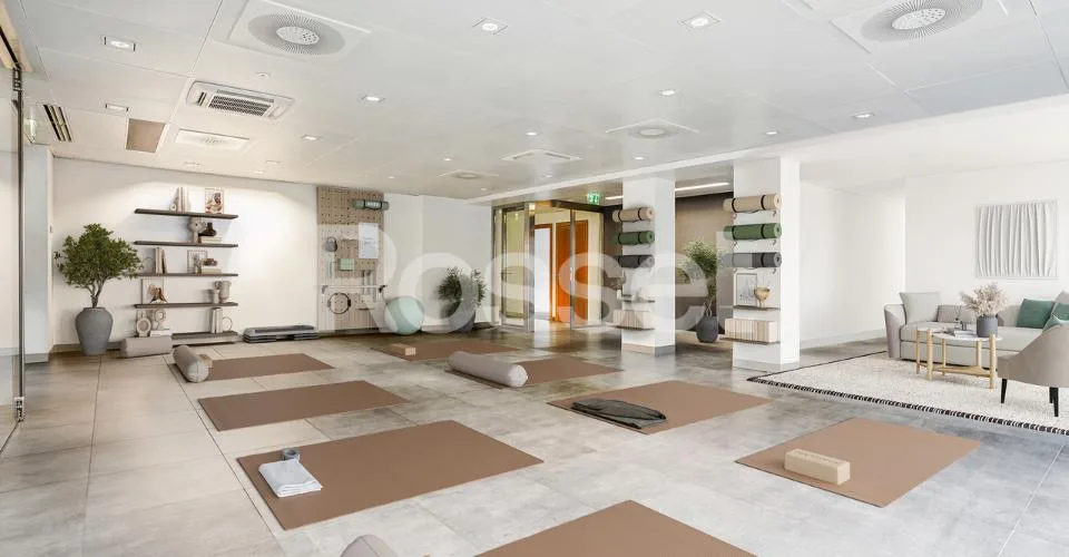 Arcade d'env. 153m² au rez-de-chaussée avec 121 m² au rez-inférieur – photo 6 sur 8