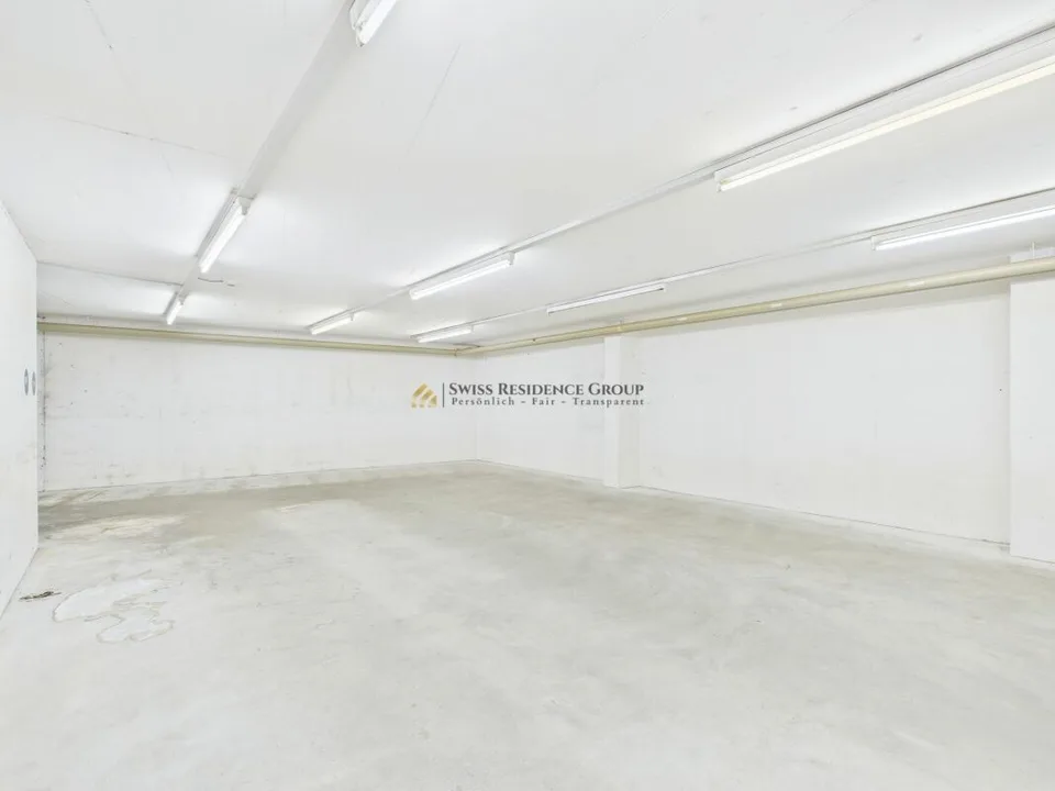 Commercial premises in a sensational location