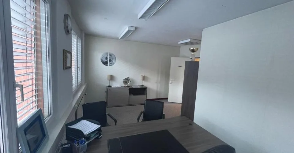 Büro 1 Zimmer – Foto 6 von 8