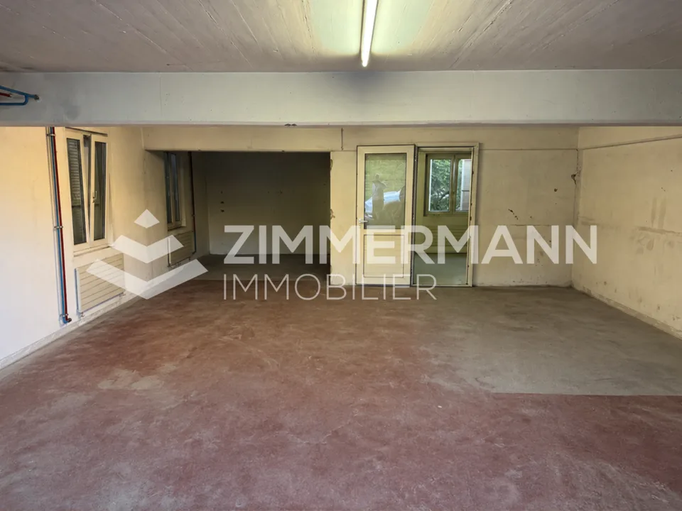 ESPACE DE STOCKAGE DE 69 M² À MONTPREVEYRES