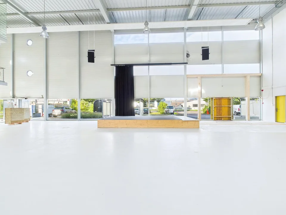Sales area and office space in the industrial district from 144m2-686m2 – photo 6 of 19