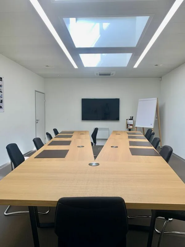 Büro von 278 m2 sehr guter Standard / günstige Miete