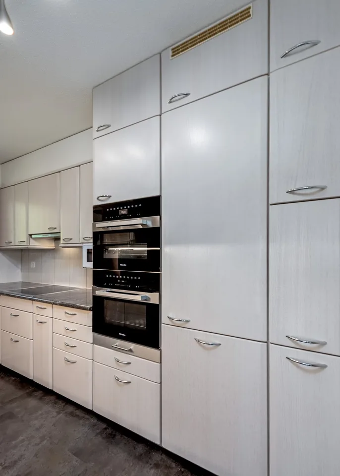 Grosszügige und helle 4.5-Zimmer-Wohnung mit Bergblick in Thun