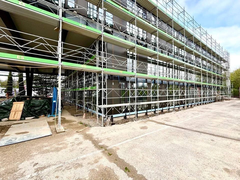 Superficie di vendita nella fase finale di costruzione nella zona industriale di Saint-Prex
