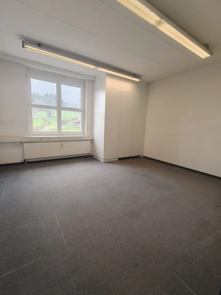 Attraktive Bürofläche mit flexibler Raumaufteilung – Foto 6 von 13