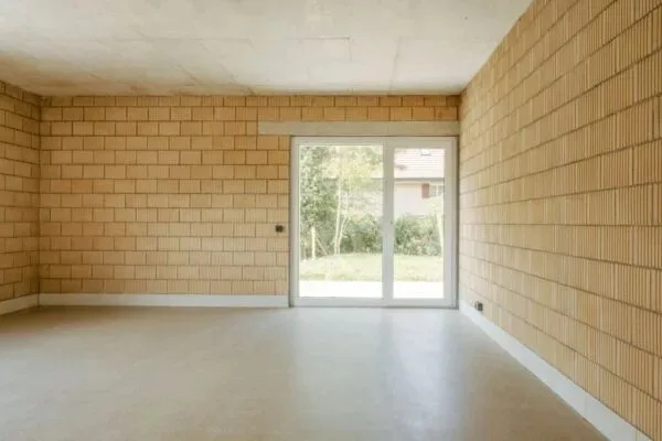 A LOUER - Superbe appartement 2.5 pièces de 73 m² , séjour de 3m de hauteur– lumineux et parfaitement accessible, avec jardin