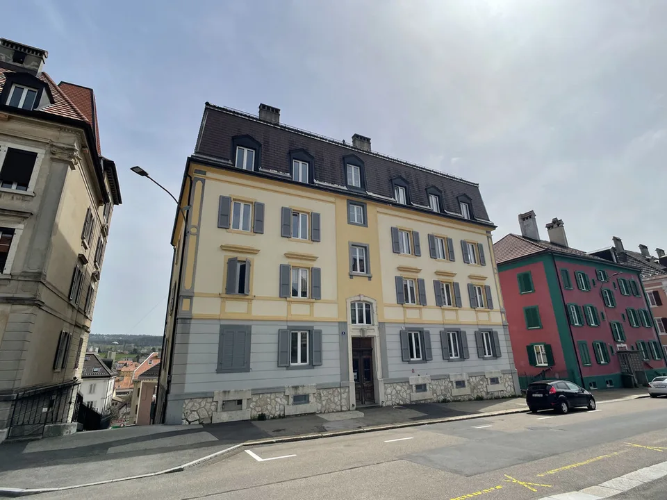 Vier-Zimmer-Wohnung
