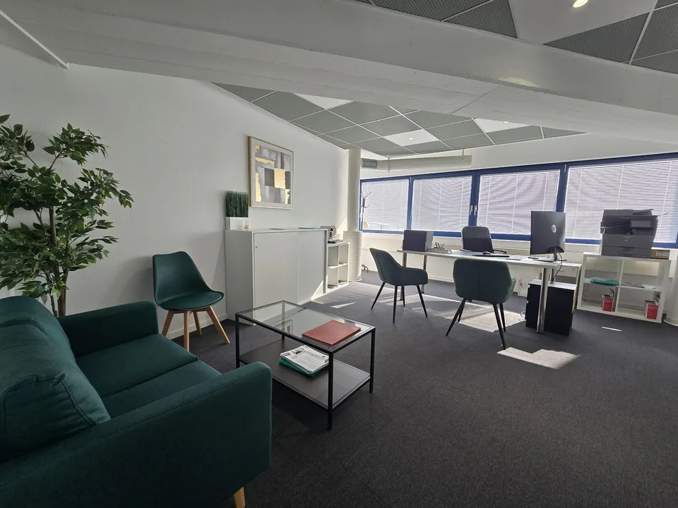 Optimale Lage - 271m2 Plug-and-Play Büro