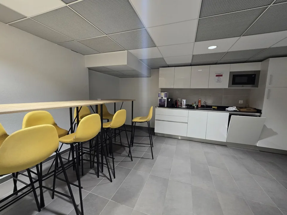 Optimal Location - 271m2 Plug-and-Play Office