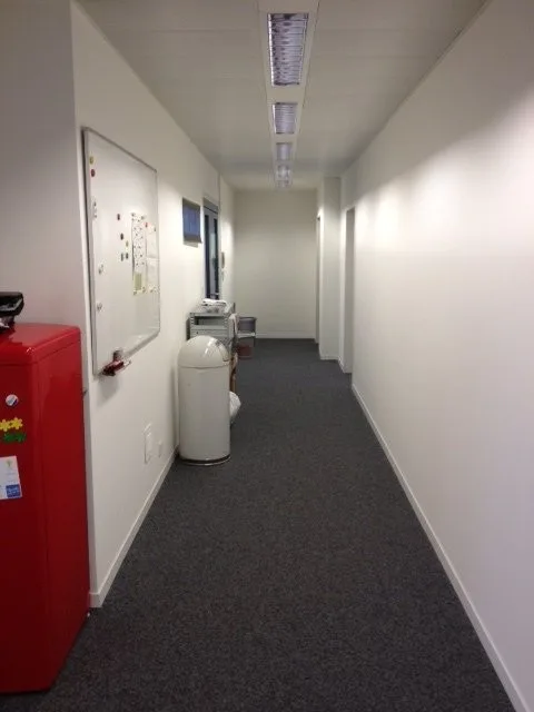 Espace de bureau de 231 m2 à sous-louer jusqu'au 30 juin 2025
