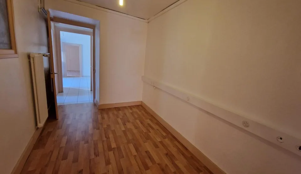 5,5-Zimmer-Wohnung